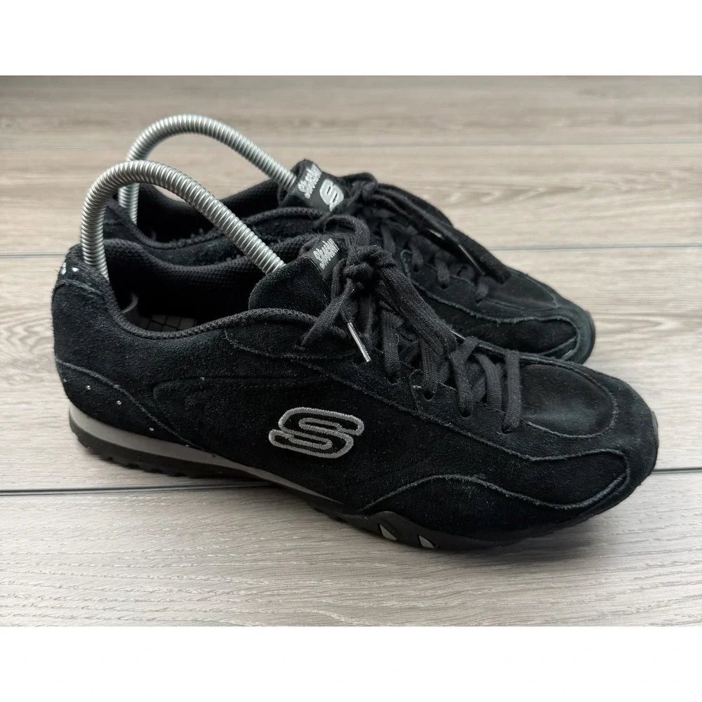 Skechers Women's Suede Low Top Athletic Lace Up Sneakers Black Size 10