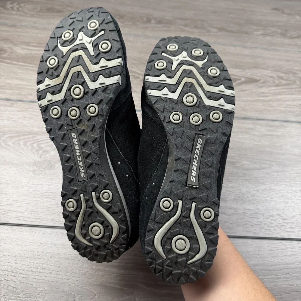 Skechers women suede