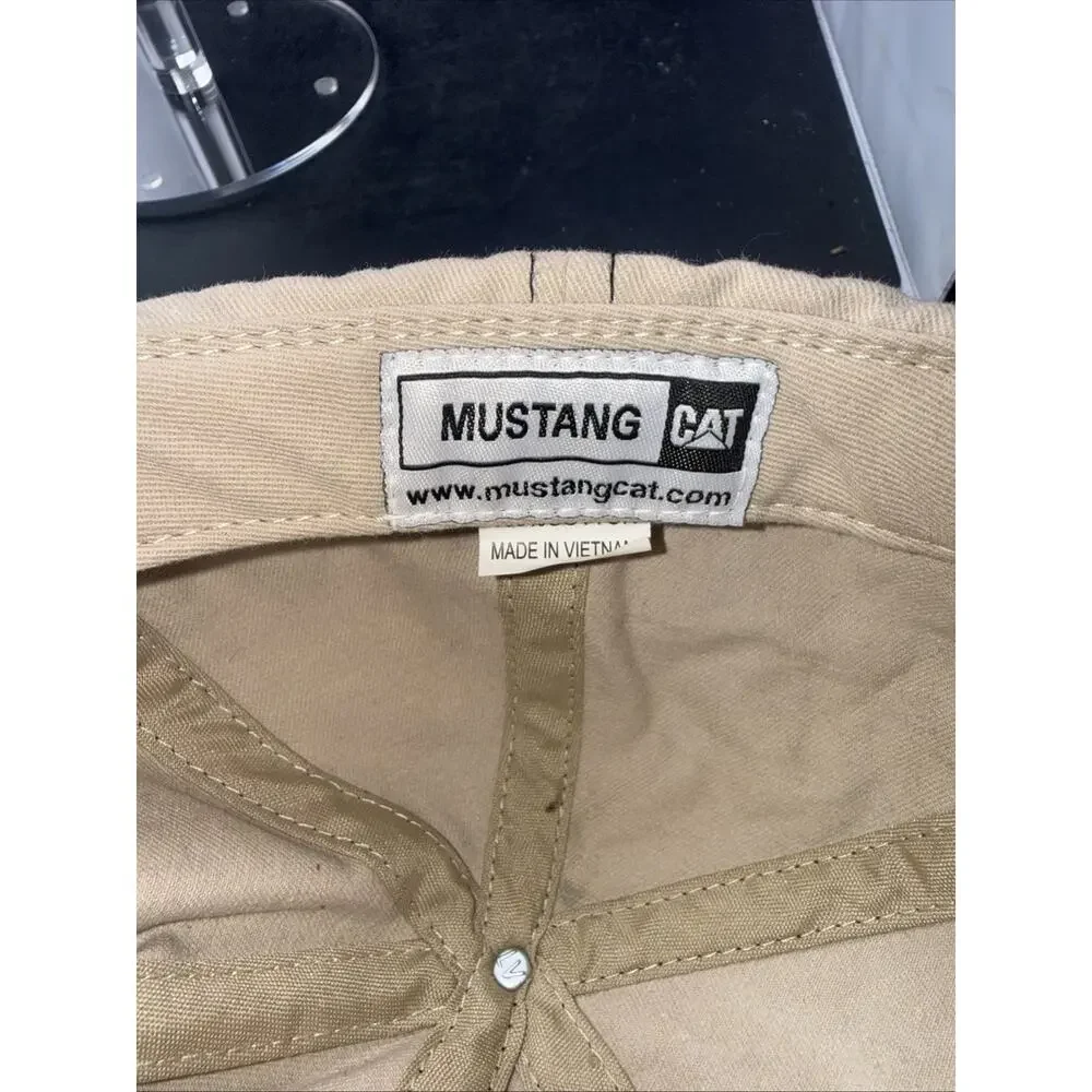 Cat brand while patriotic