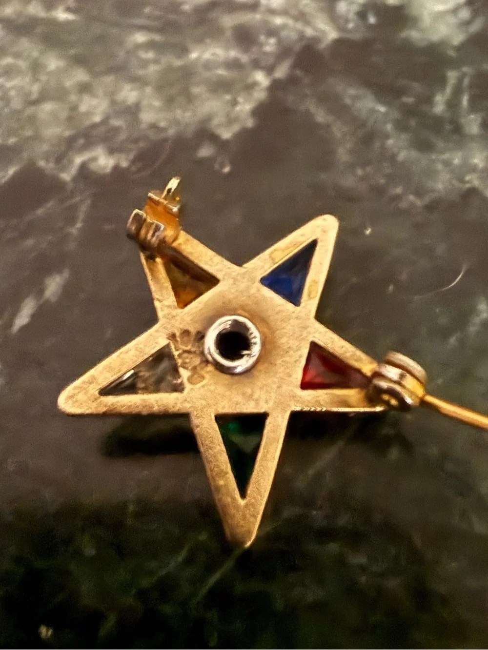 10 Karat Yellow Gold Masonic Pin 1.92 Grams