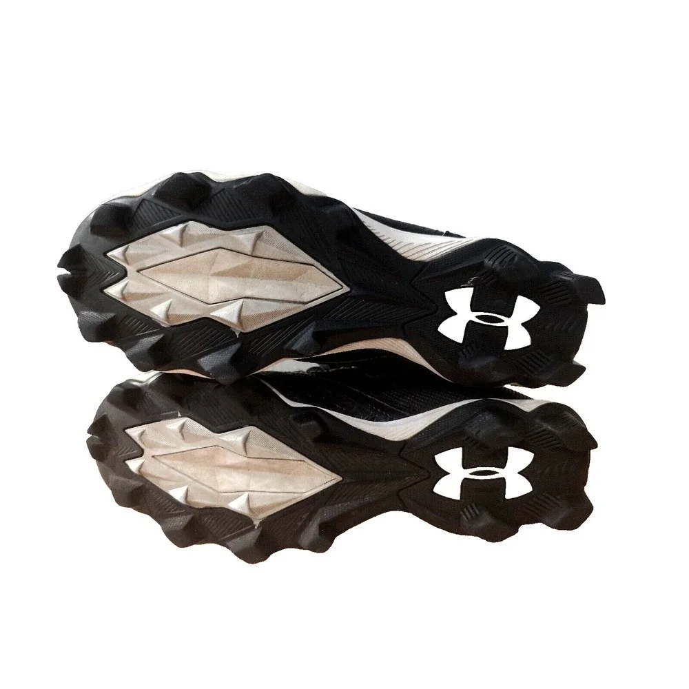 Under Armour Hammer Mid Jr RM‎ Football Cleats Size 6Y Black White 3021202-001