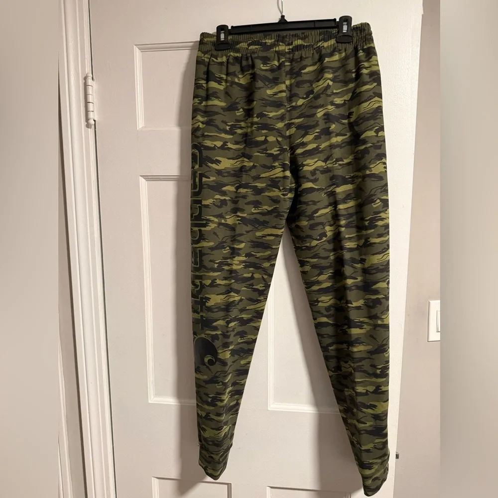 Carhartt durable cozy