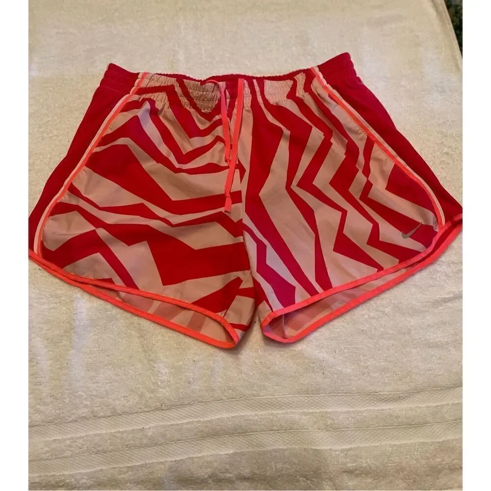 Nike preowned women’s