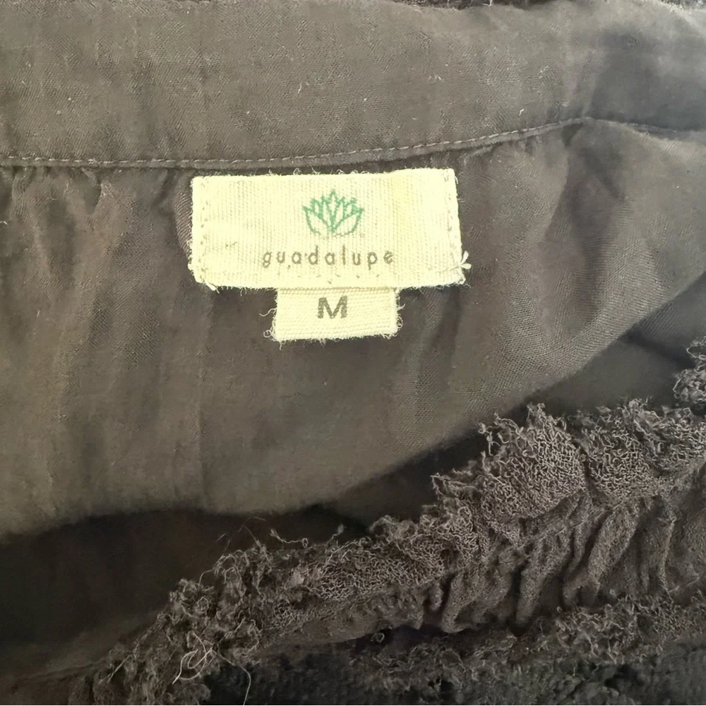 Guadalupe elegant black