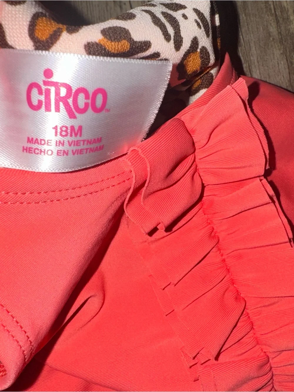 Circo bright coral