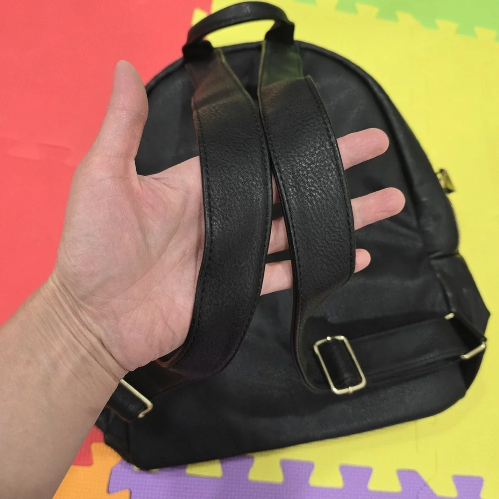 Steve Madden steve madden