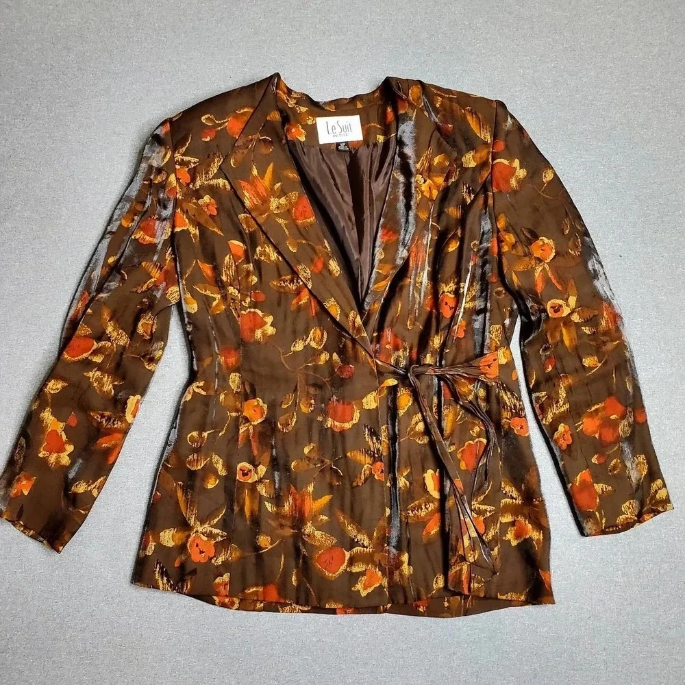 Le Suit gently used