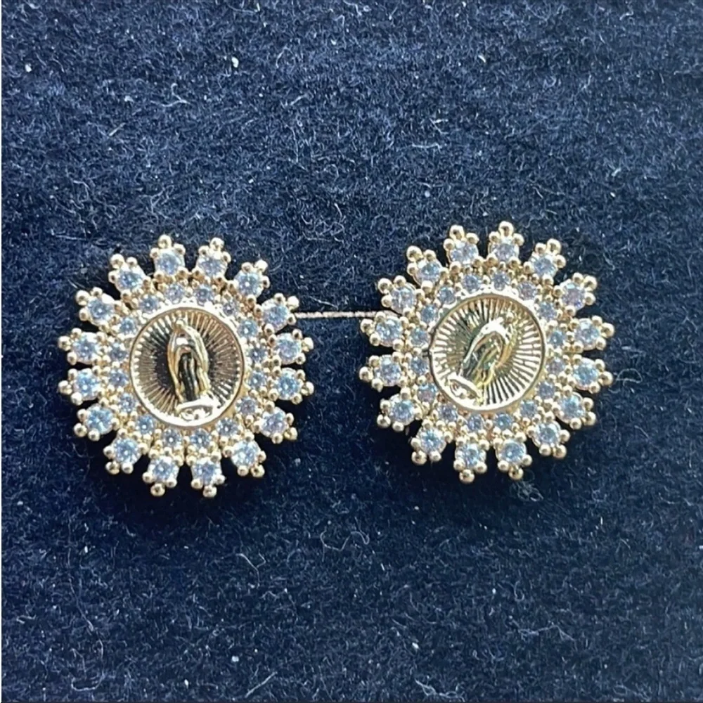 N/A gold plated