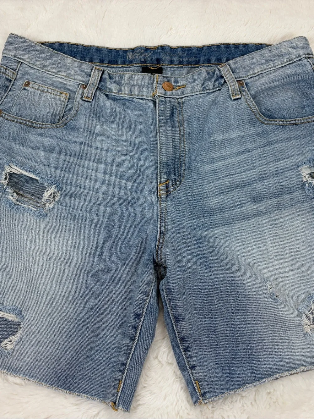 Mossimo Denim Boyfriend Shorts Distressed HighRise 100%Cotton Women’s Size 14/32