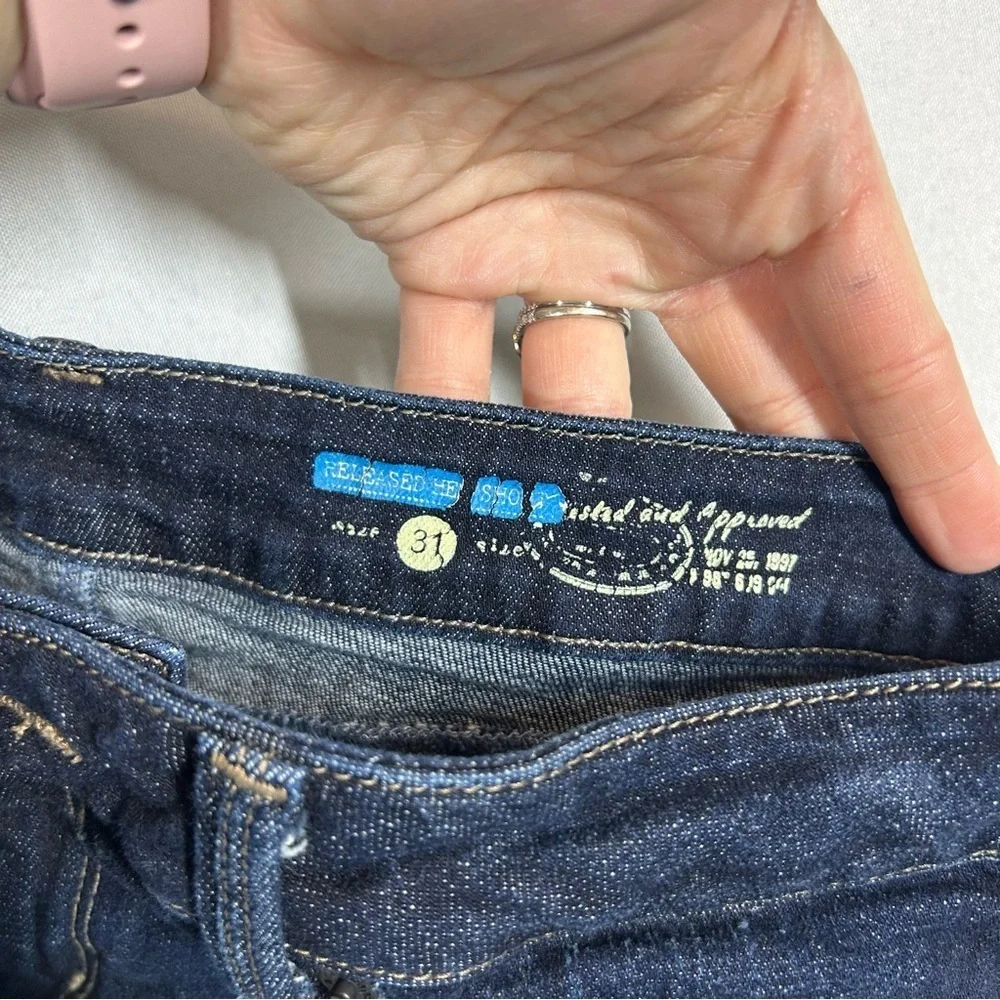 Fade To Blue | Cut Off Jean Shorts Dark Wash Blue Denim Women’s Size 31