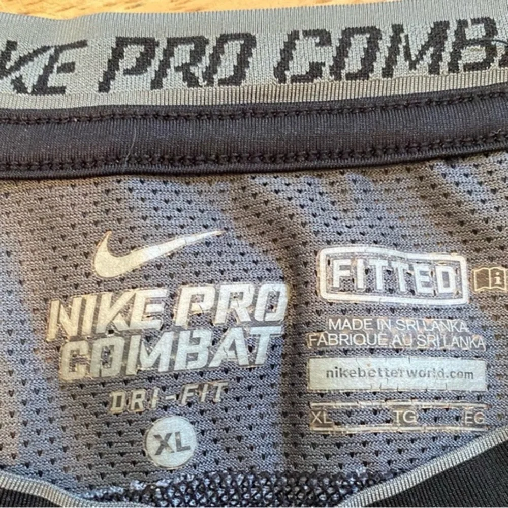 Nike pro combat
