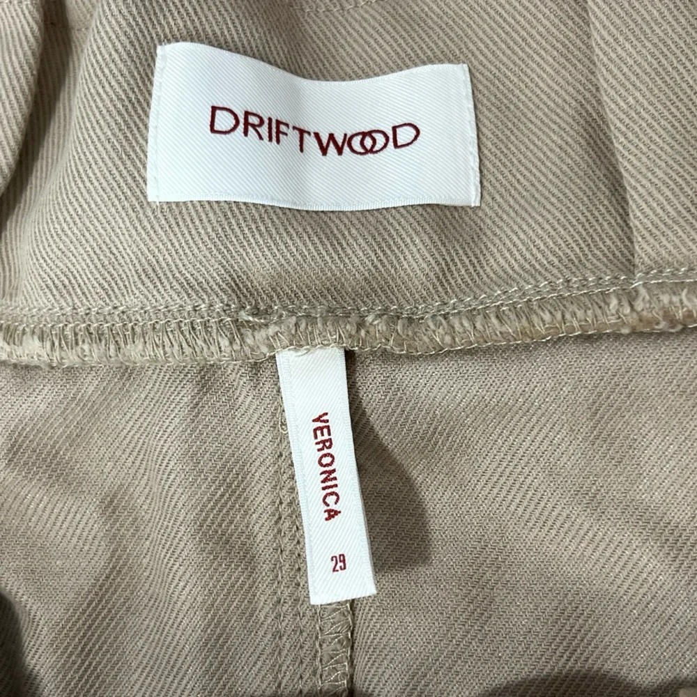 Driftwood Veronica Beige Linen Blend Paperbag High Rise Belted Shorts 29 NWT