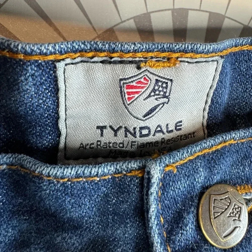 Tyndale excellent preowned