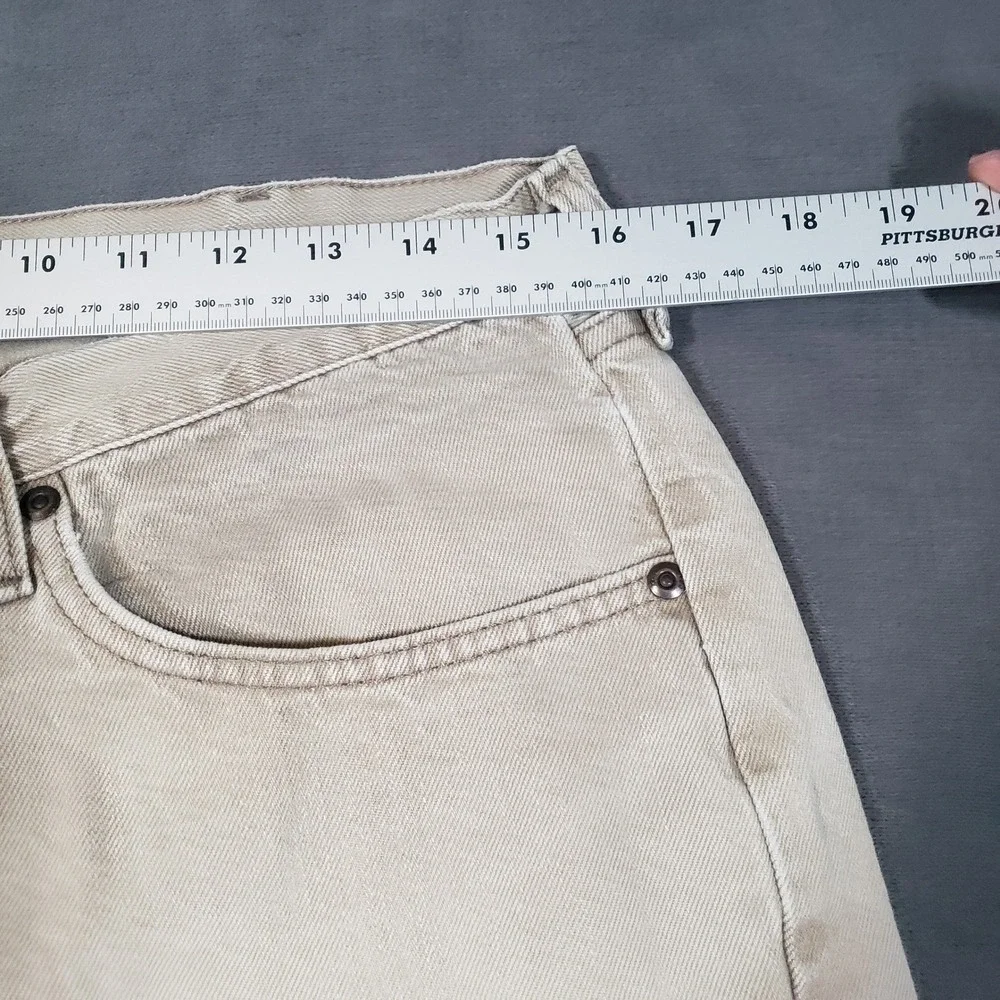 Lee relaxed fit
