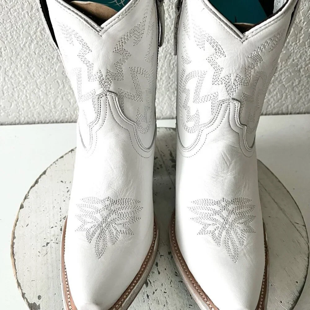 Lane boots cowboy true these