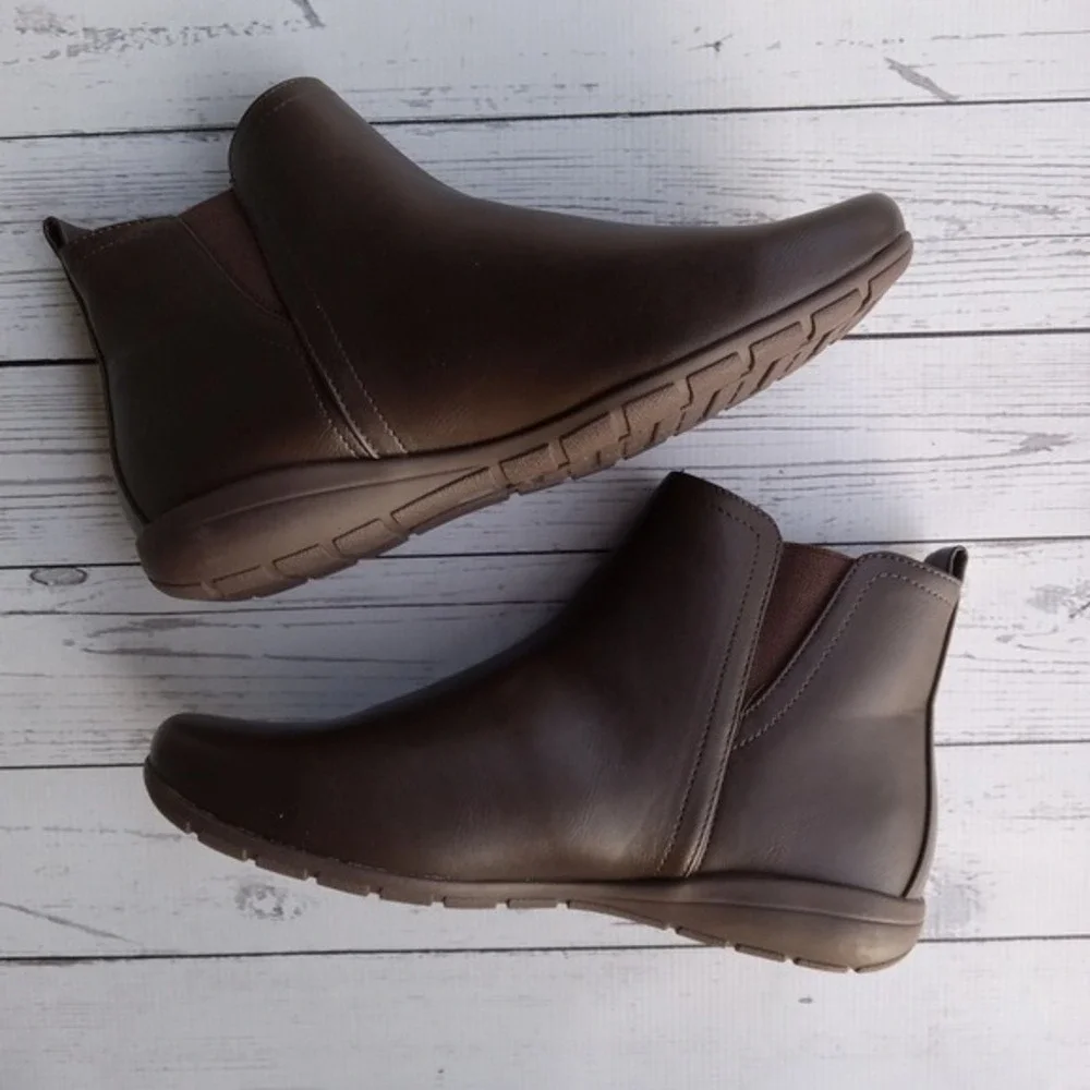 Easy Spirit NEW Mocha Brown Side Zip Ankle‎ Boots Women's Size 9M