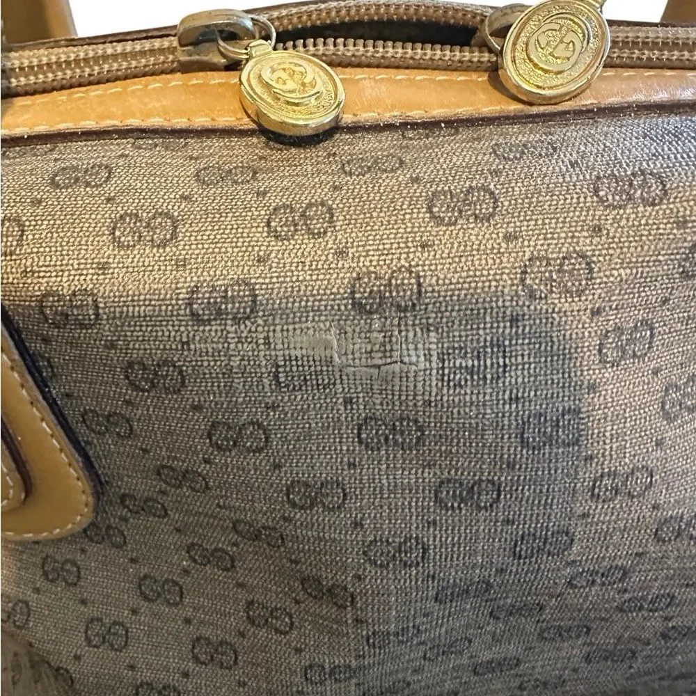 Gucci discoloration interior