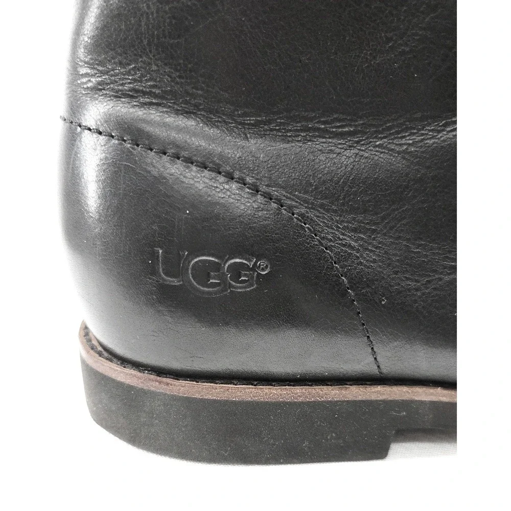 UGG boots settings same