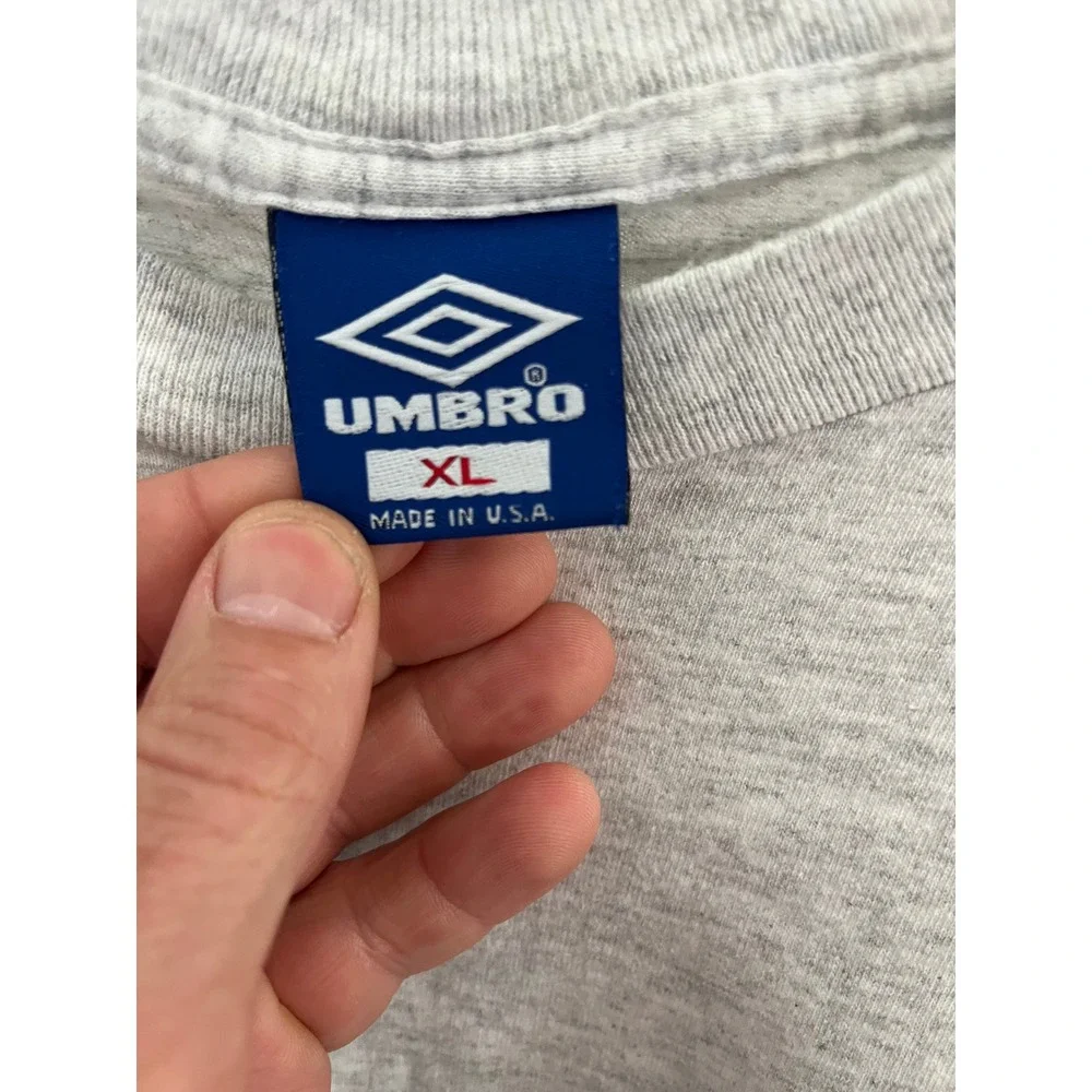 Vintage Umbro Graphic T‎