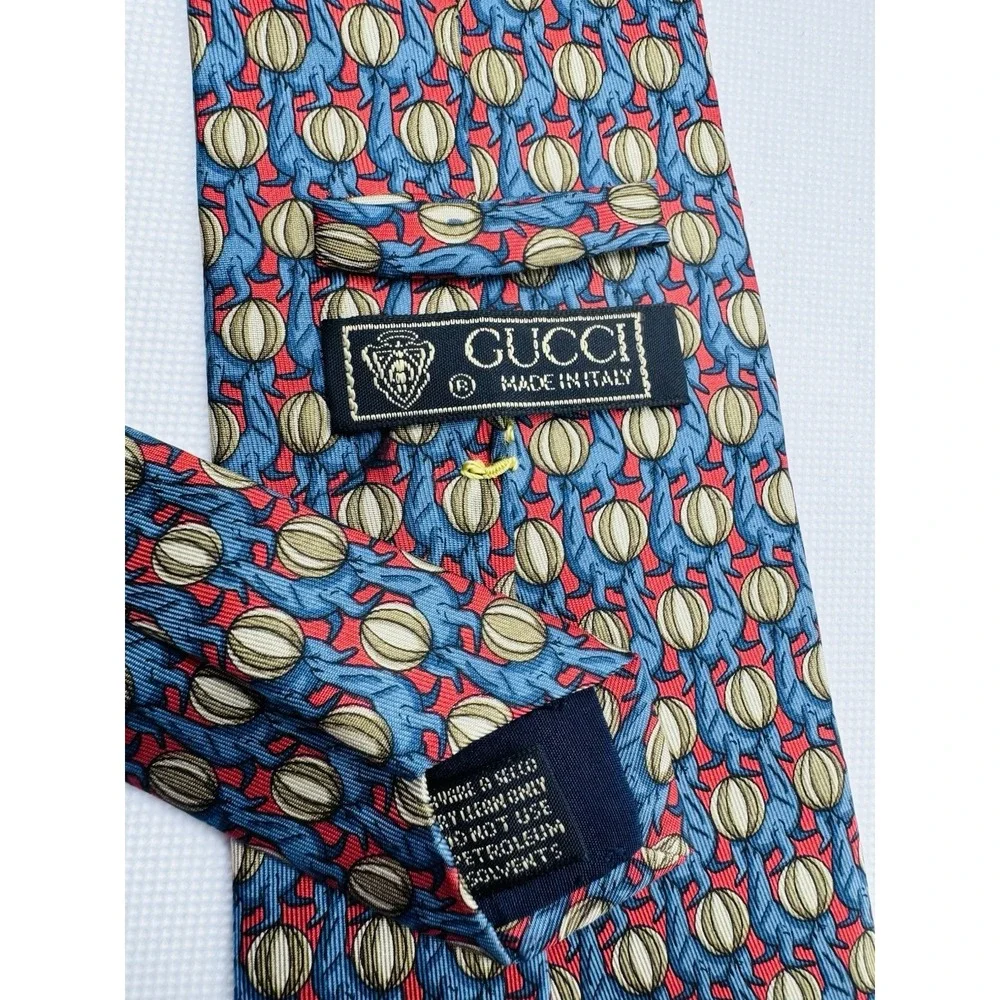 Gucci foulard silk