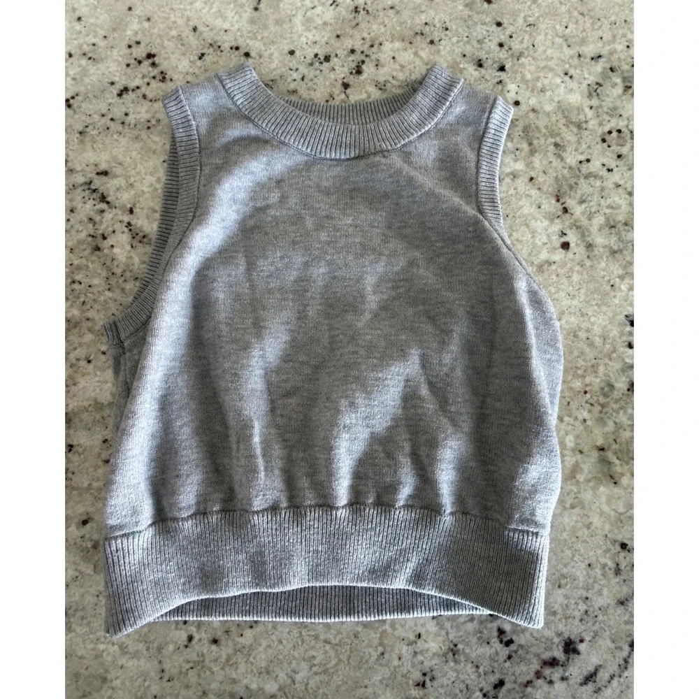 Cotton On‎ M Gray Sleeveless Knit Tank Sweater