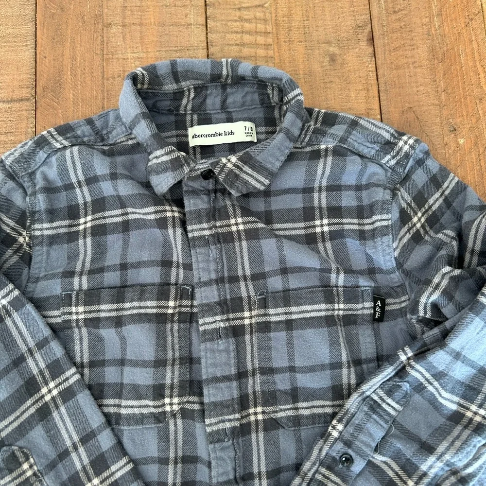 Abercrombie Kids Blue Plaid‎ Button-Down Shirt