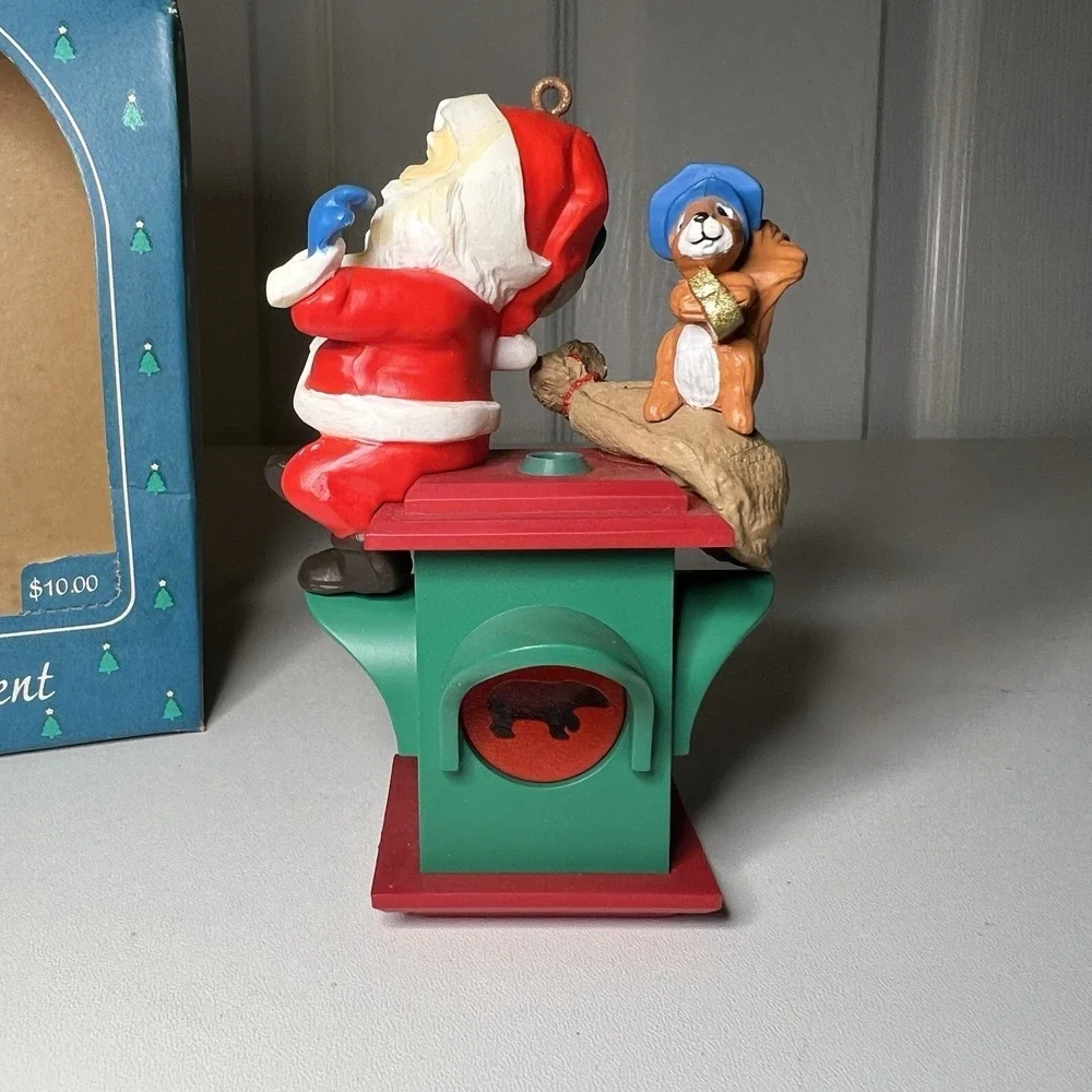 Hallmark vintage bringing features