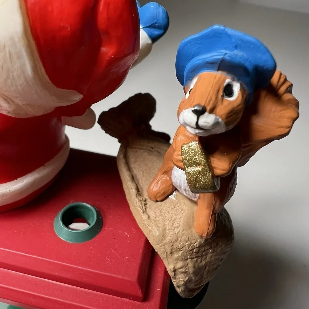Hallmark features piece tree