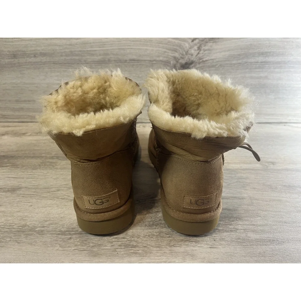Ugg‎ Mini Bailey Button II 1016422 Women Boots Size 7 Chestnut Shoes READ