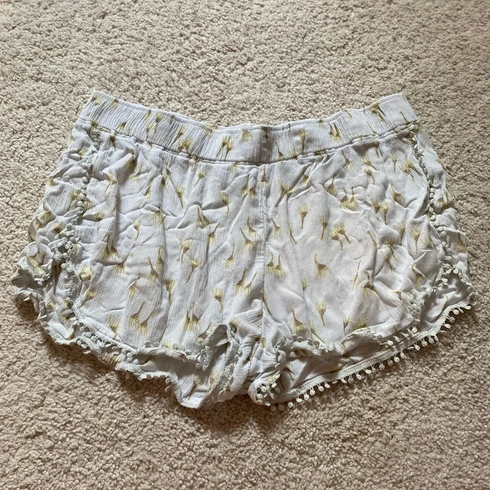 Old Navy‎ Pajama Shorts with Giraffes