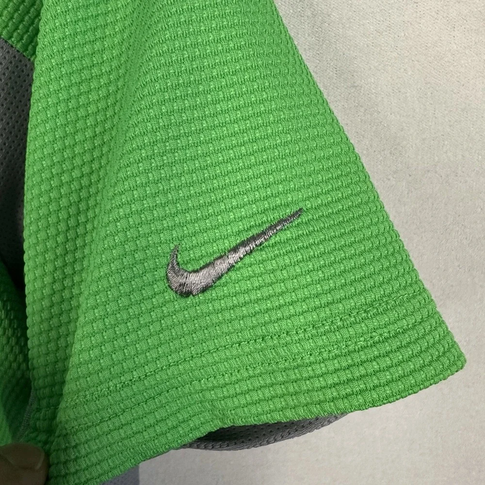 Nike Sphere Dry Adult Medium Cycling Shirt Green/Gray ‎ Lightweight Waffle