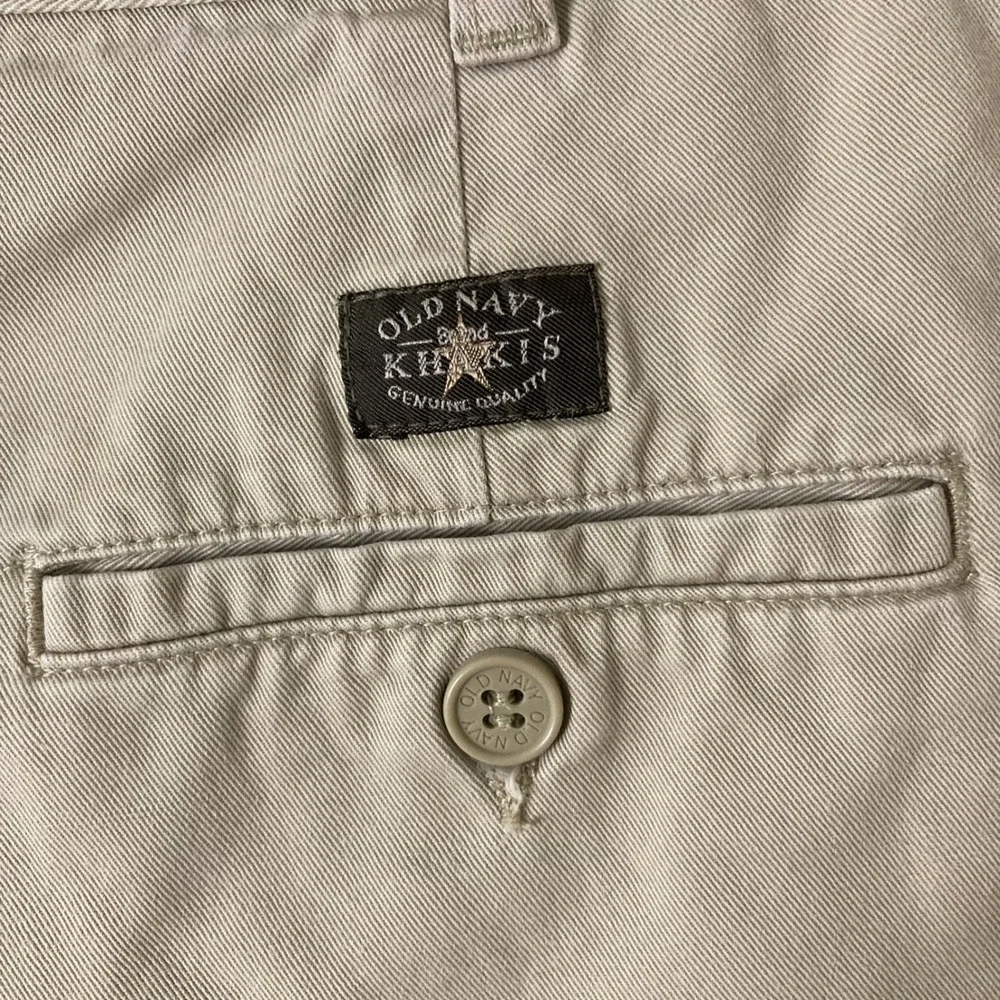 Old Navy embroidered deep classic