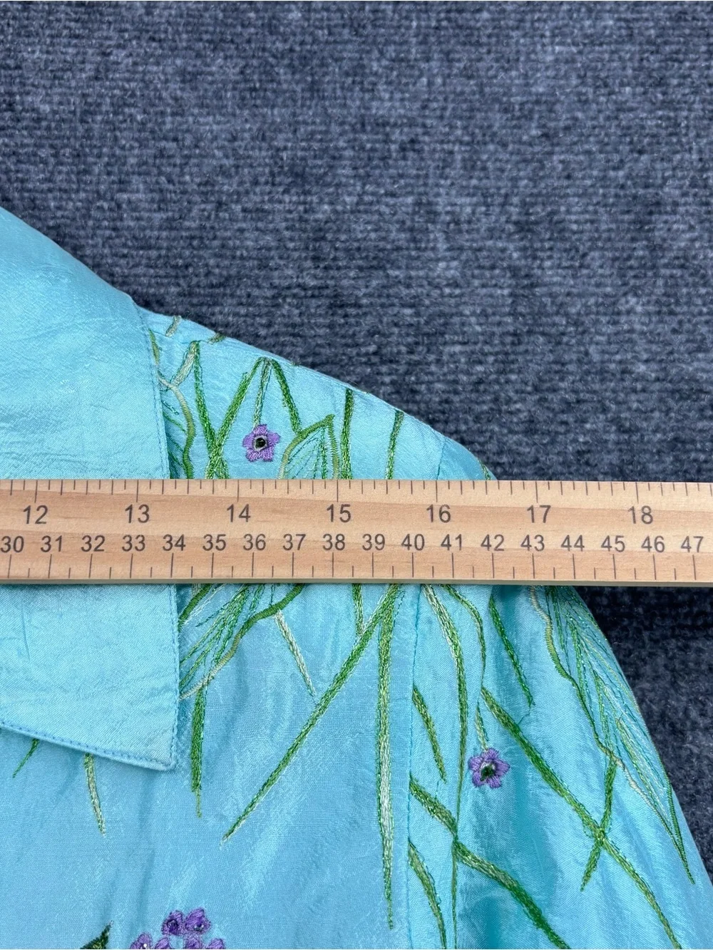 Anage compare pictured