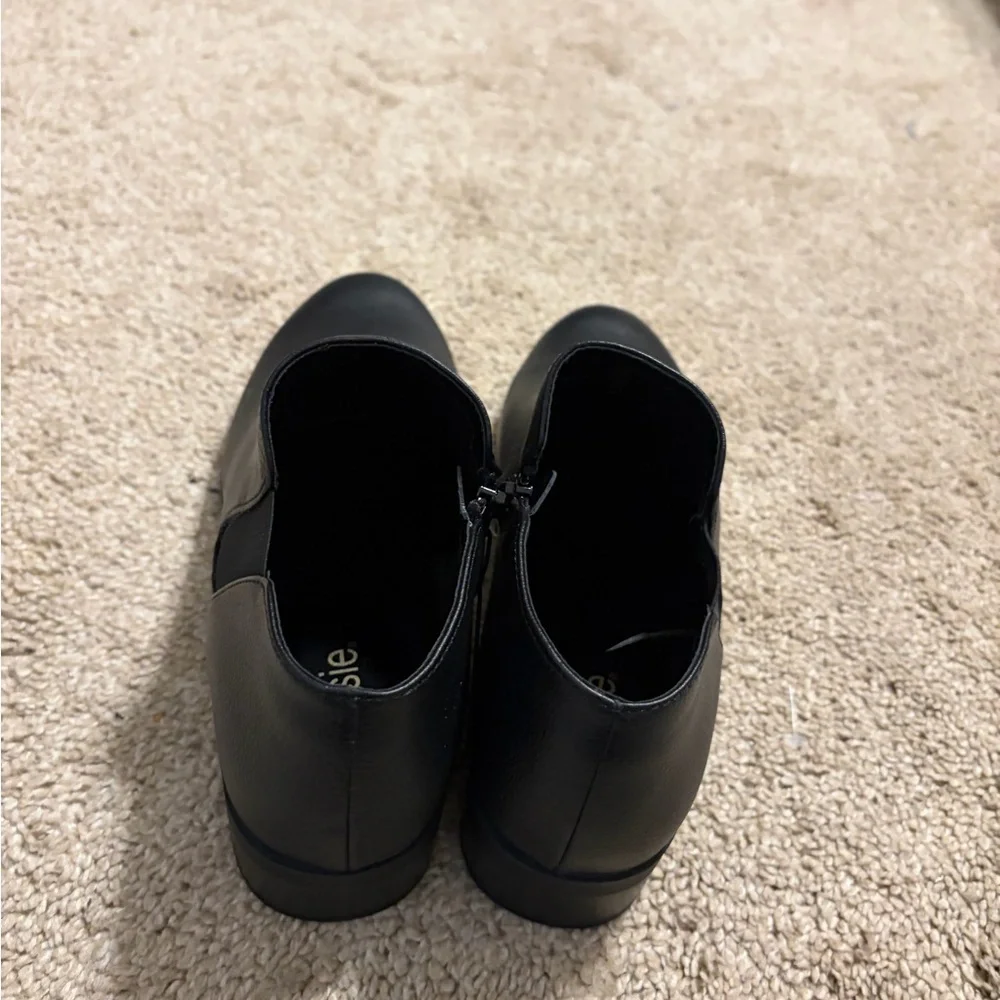 Kensie boot brown