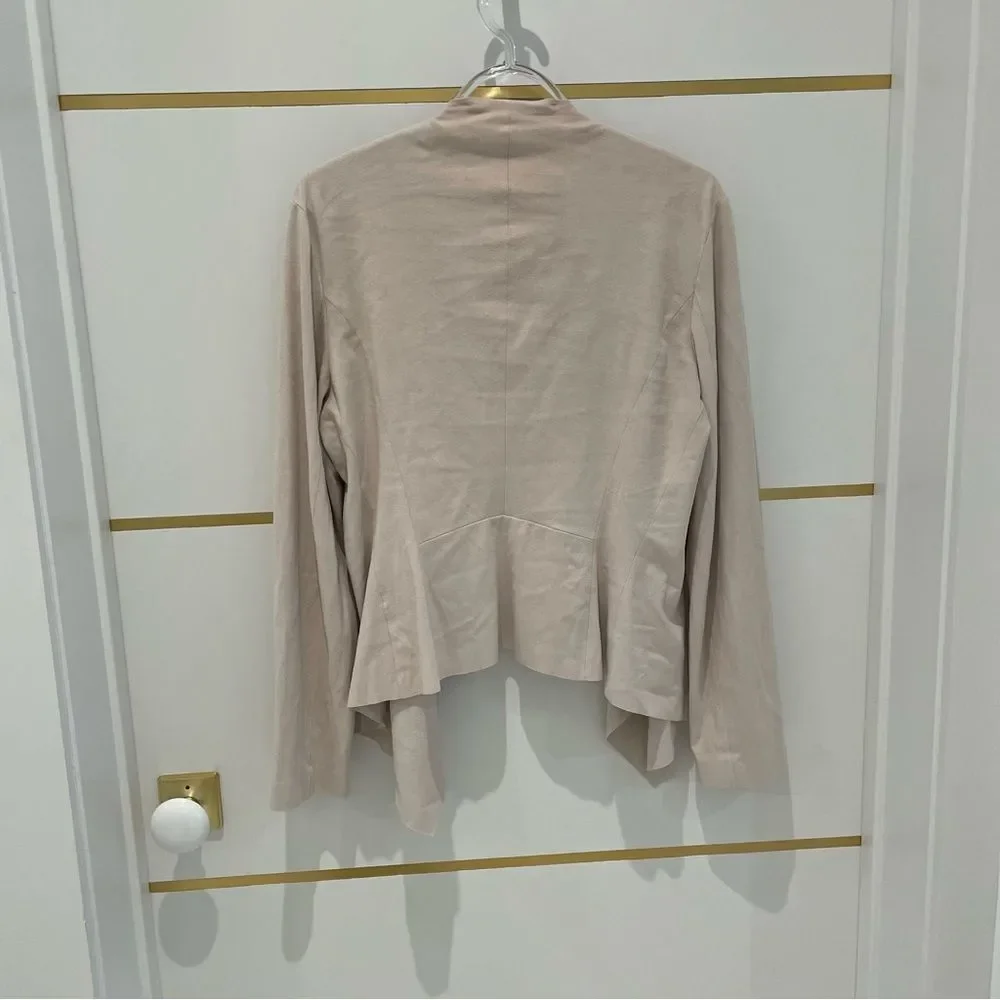 Zara excellent see