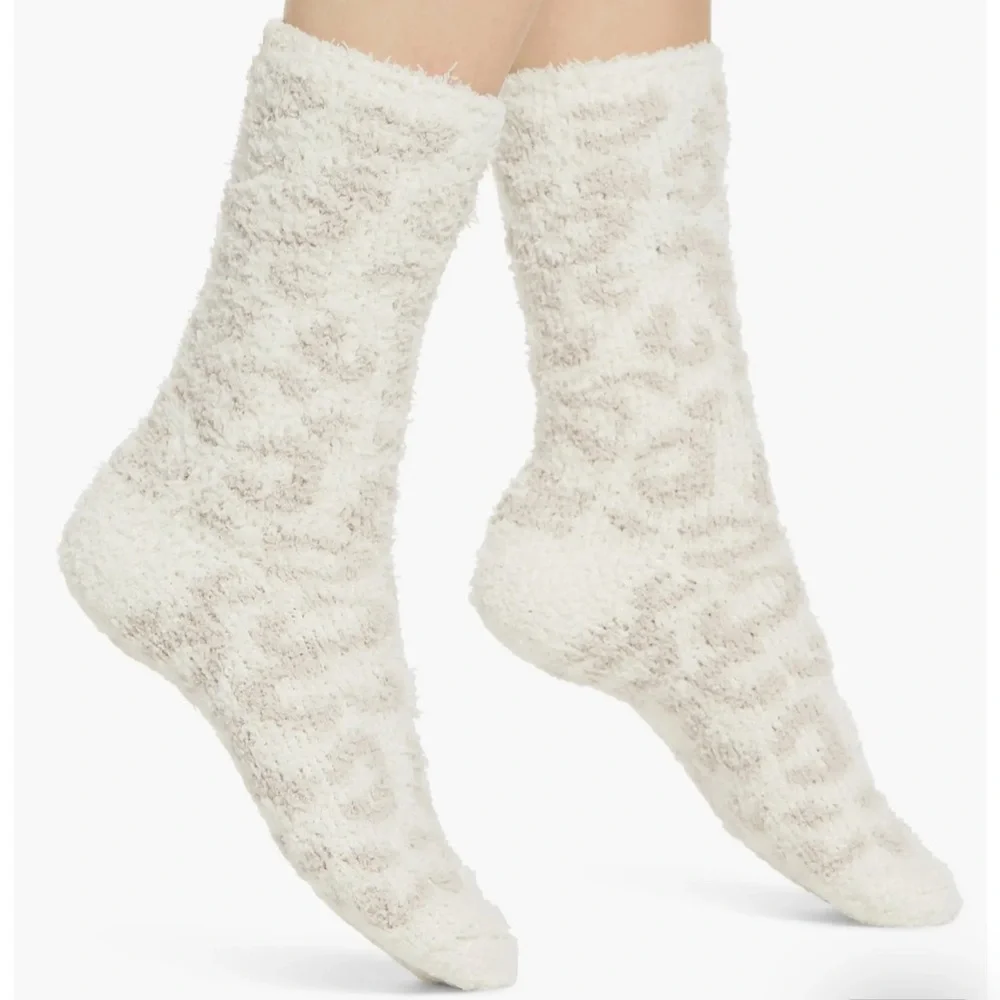 CozyChic Barefoot in the Wild Socks Barefoot Dreams NEW