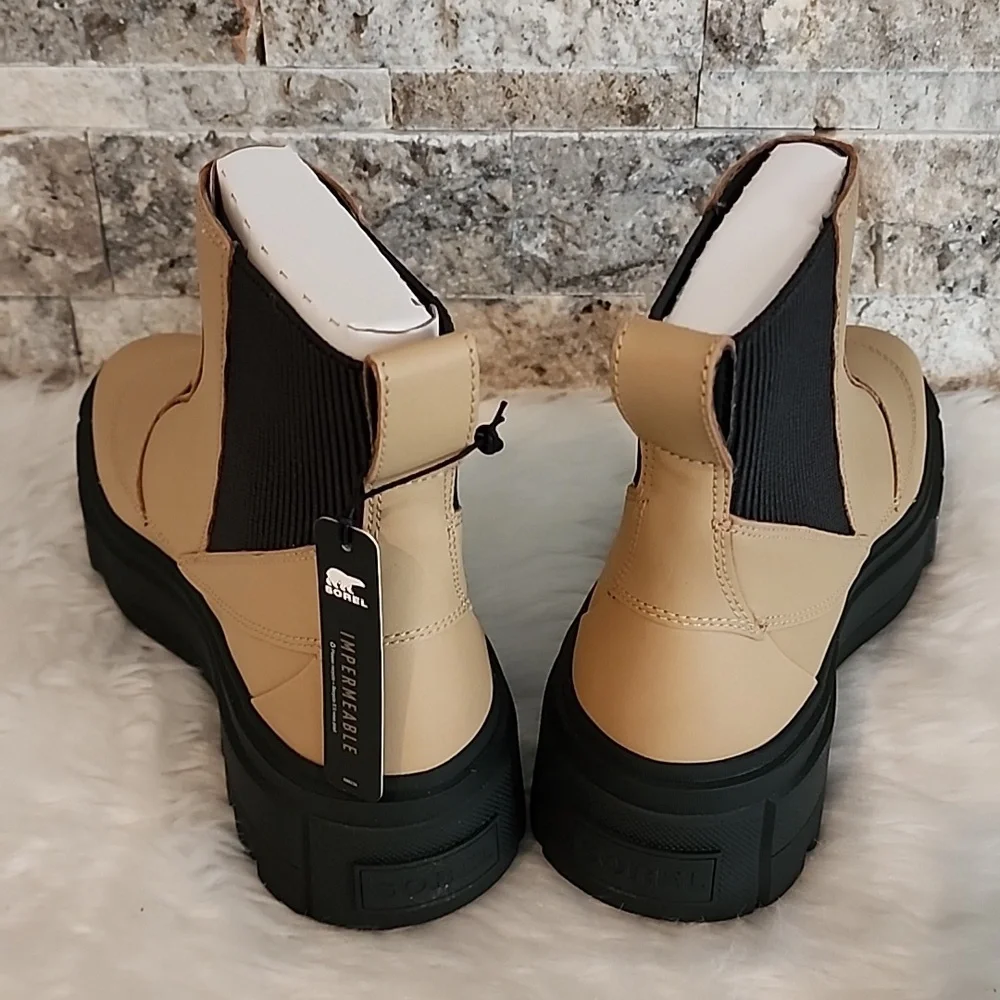 Sorel stylish tan