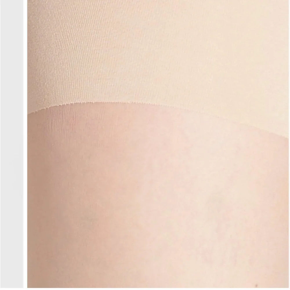 Commando NIP the essential sheer control tights