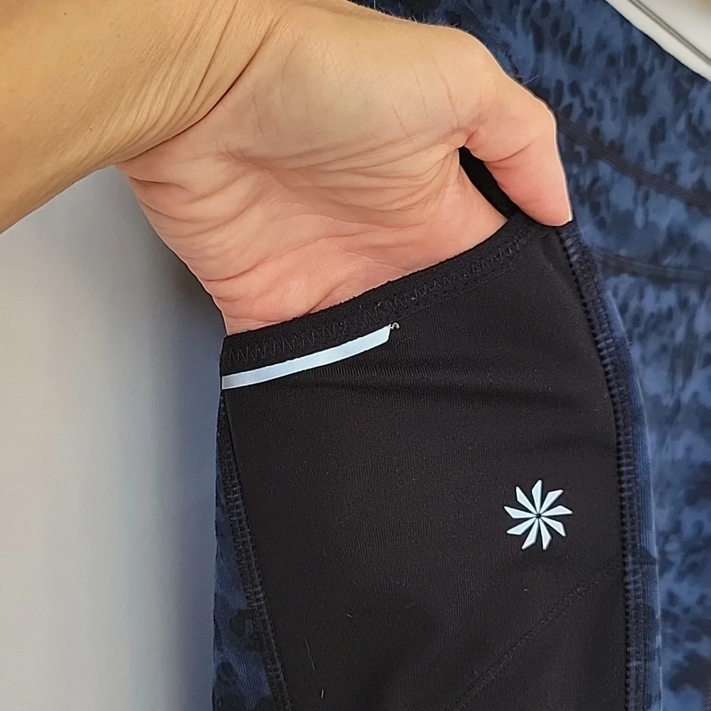 Athleta blue dabble