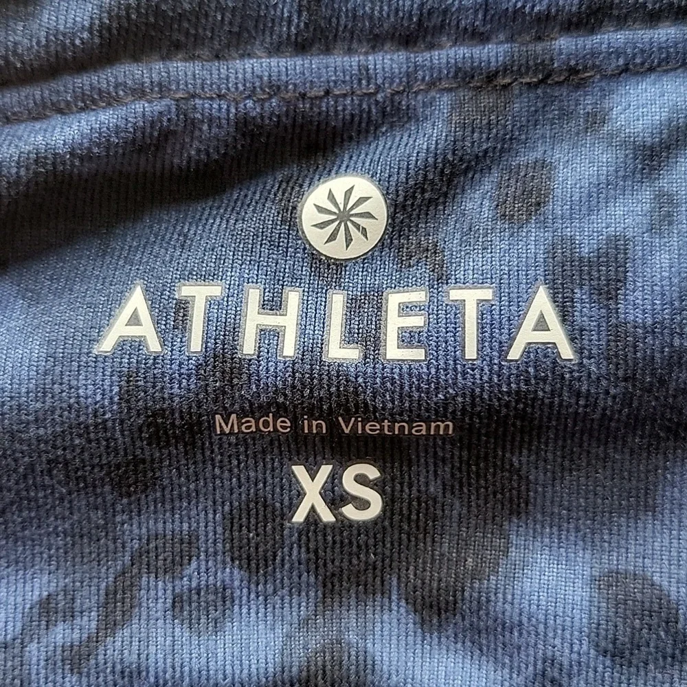 Athleta blue dabble