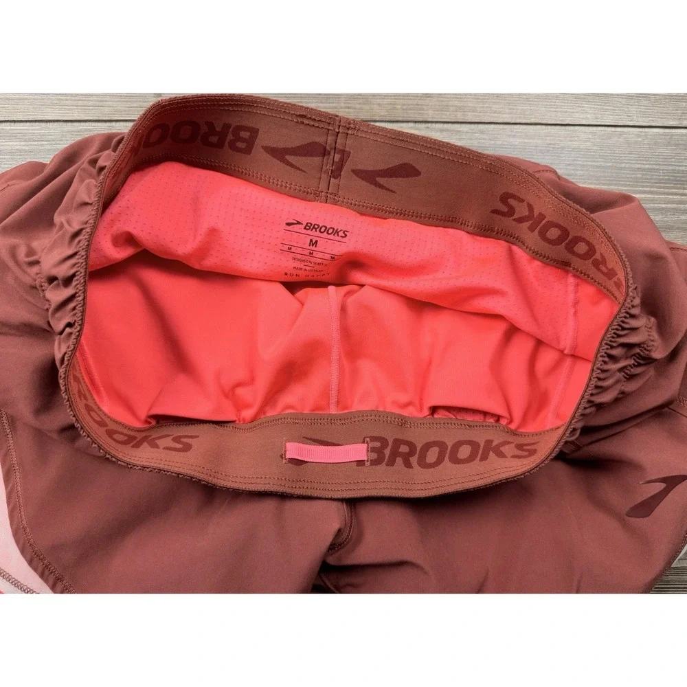 Brooks Shorts Womens M Burgundy  2 In 1 Running Lined Athletic Pockets