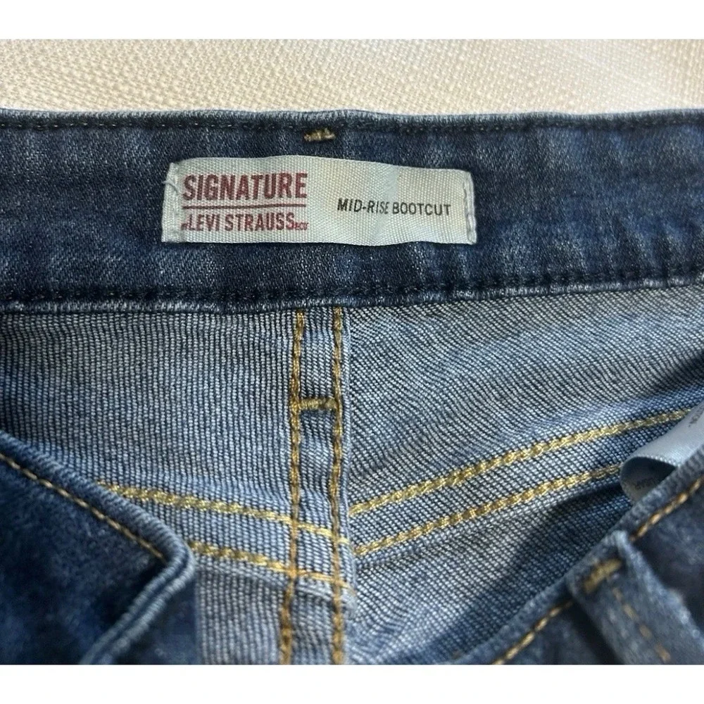 Signature by Levi Strauss very good