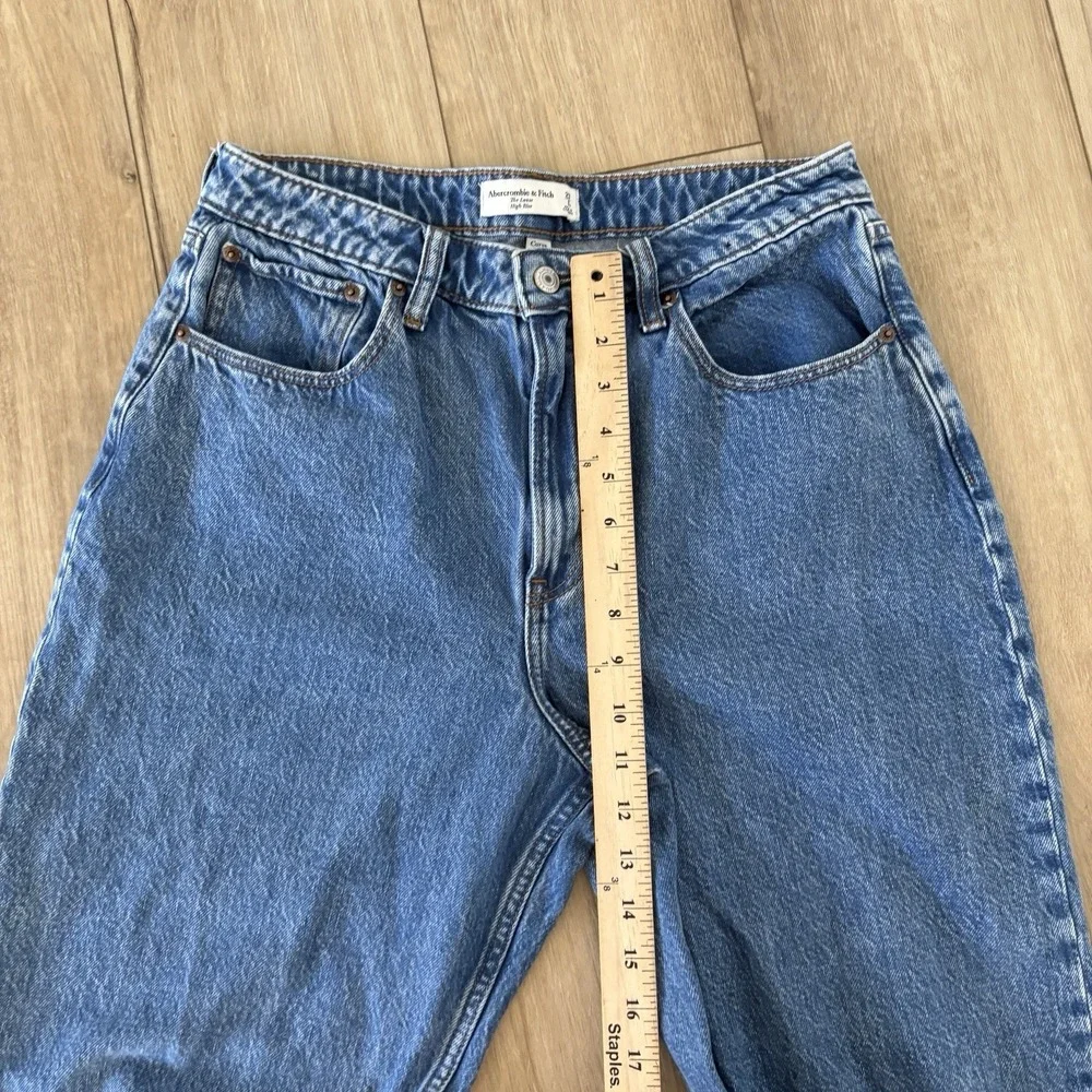 Abercrombie & Fitch product pair