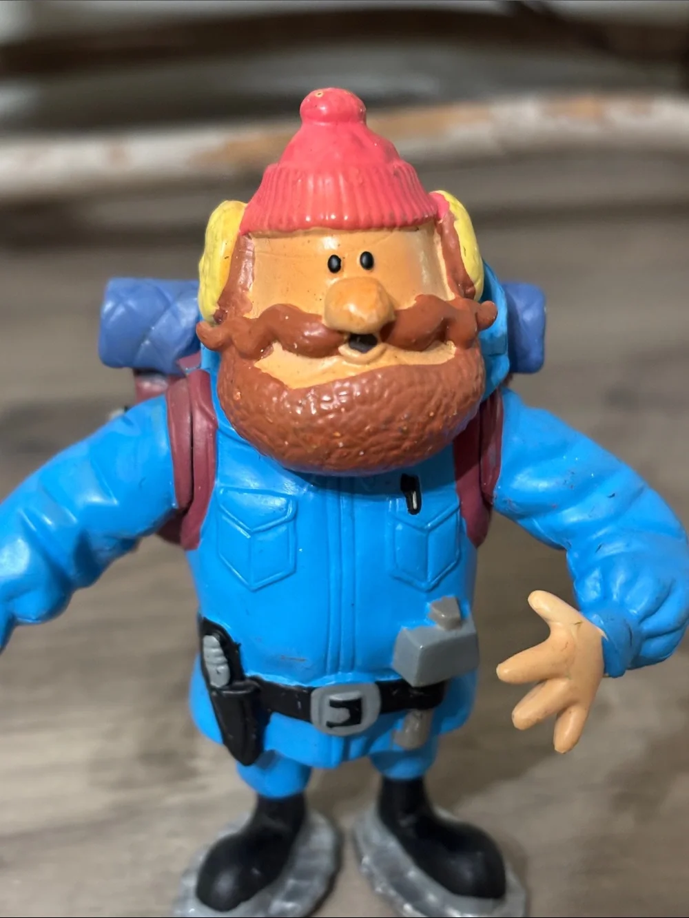PLAYING MANTIS 2003 YUKON CORNELIUS RUDOLPH THE RED NOSED REINDEER MISFIT FIGURE