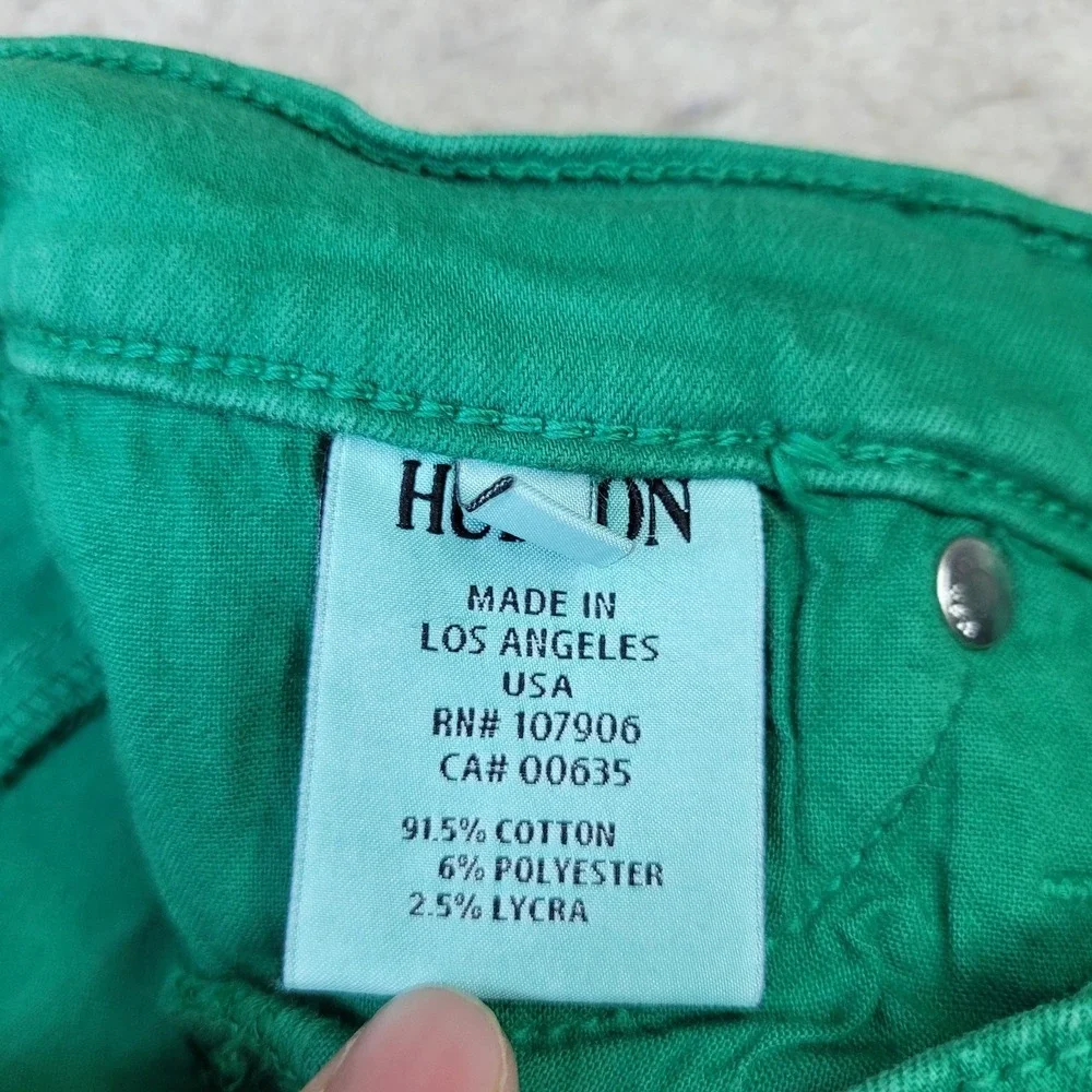 Hudsons Bay Company contact do