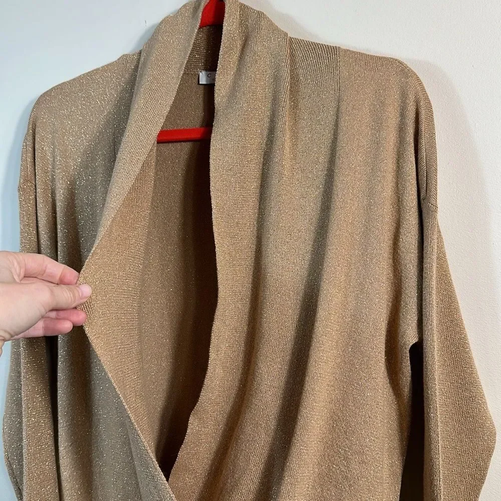 Chaus sweater tears prior