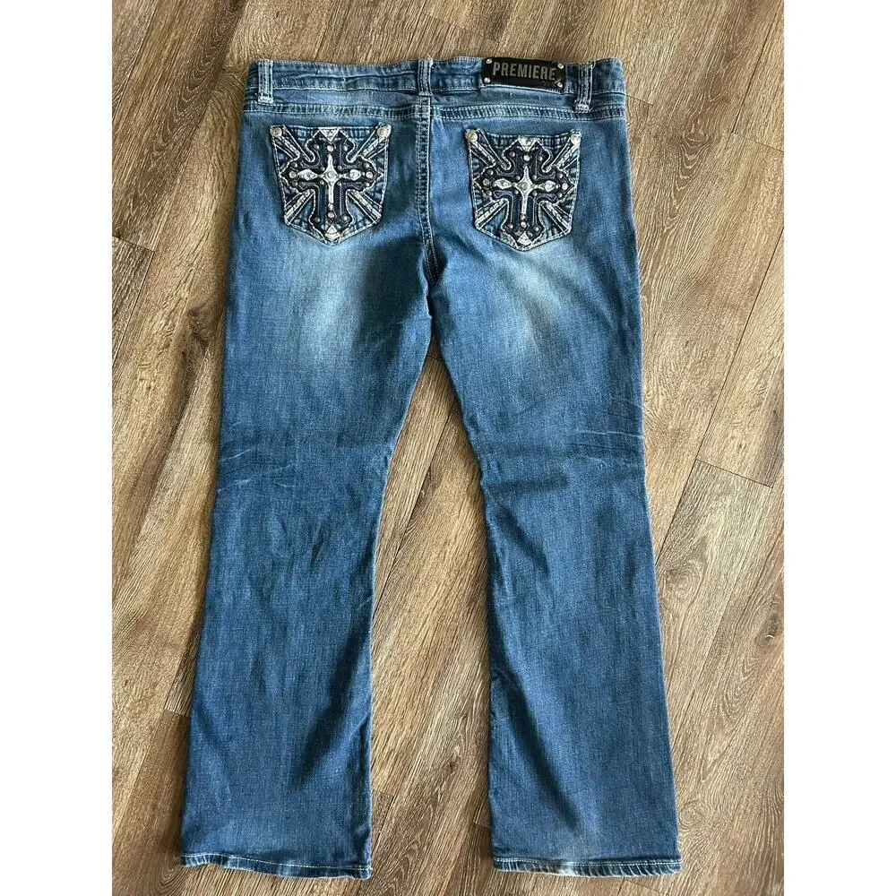 Rock revival inspired Premier Rue21 Women’s Bootcut Jeans Embellished   13/14 R​