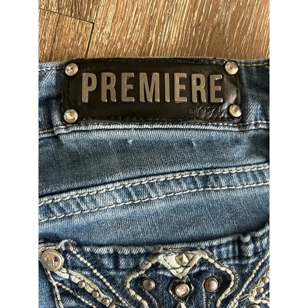 Rock revival inspired Premier Rue21 Women’s Bootcut Jeans Embellished   13/14 R​