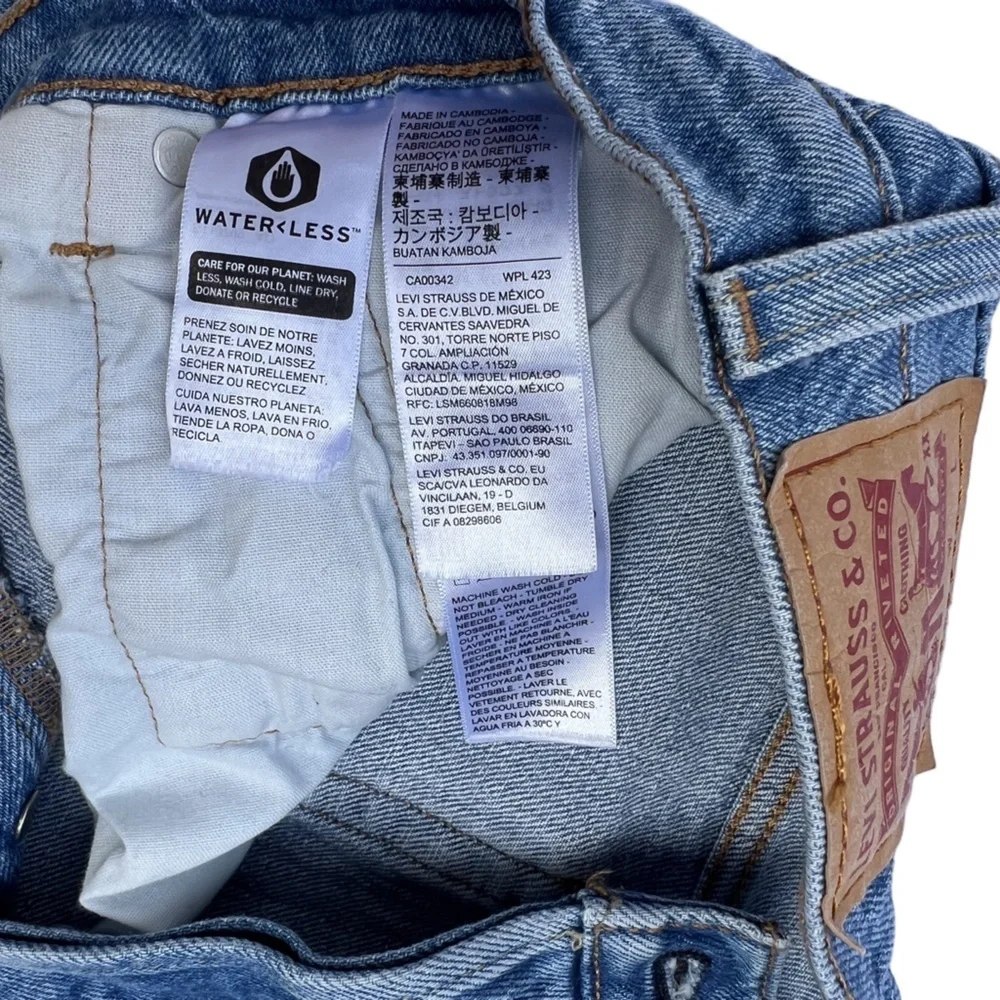 Levis classic straight