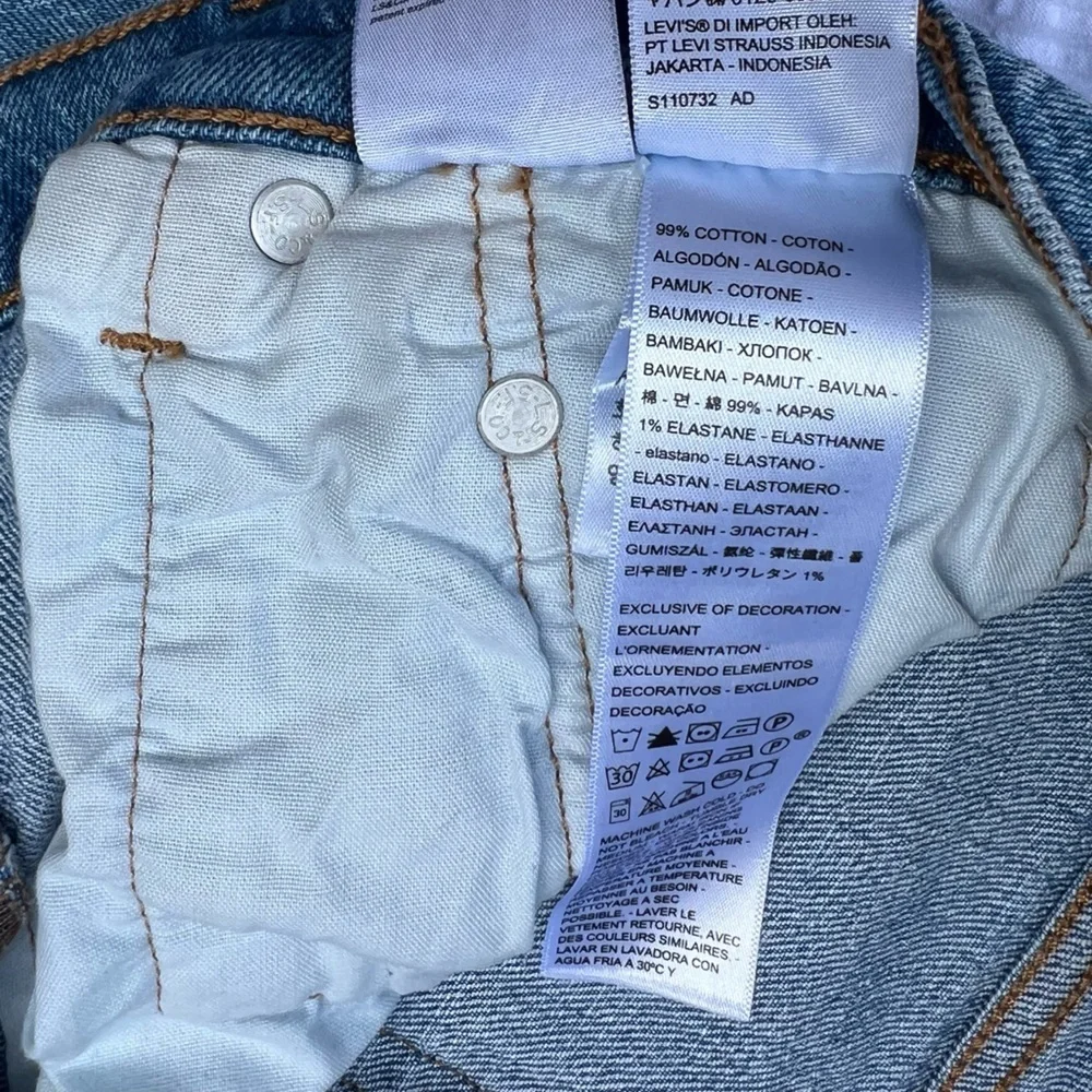 Levis classic straight